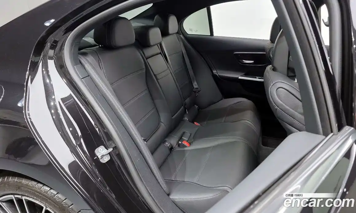 Mercedes-Benz C-Class 2024 2.0 Автомат в Москве № 206515, фото 12