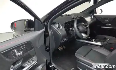 Mercedes-Benz GLA-Class 2024 2.0 Автомат в Москве № 207638, миниатюра 8