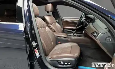 BMW 5-Series 2018 2.0 Автомат в Москве № 211655, миниатюра 3