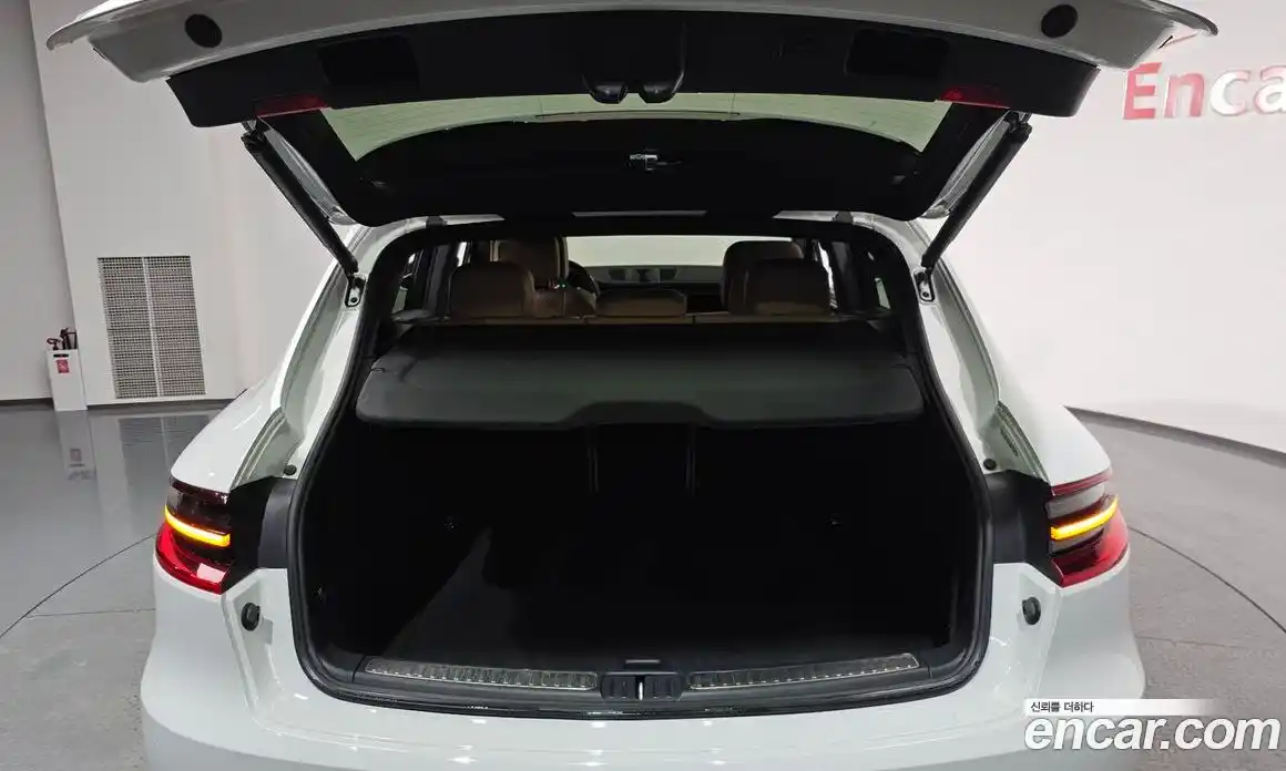 Porsche Macan 2017 3.0 Автомат в Москве № 213271, фото 19