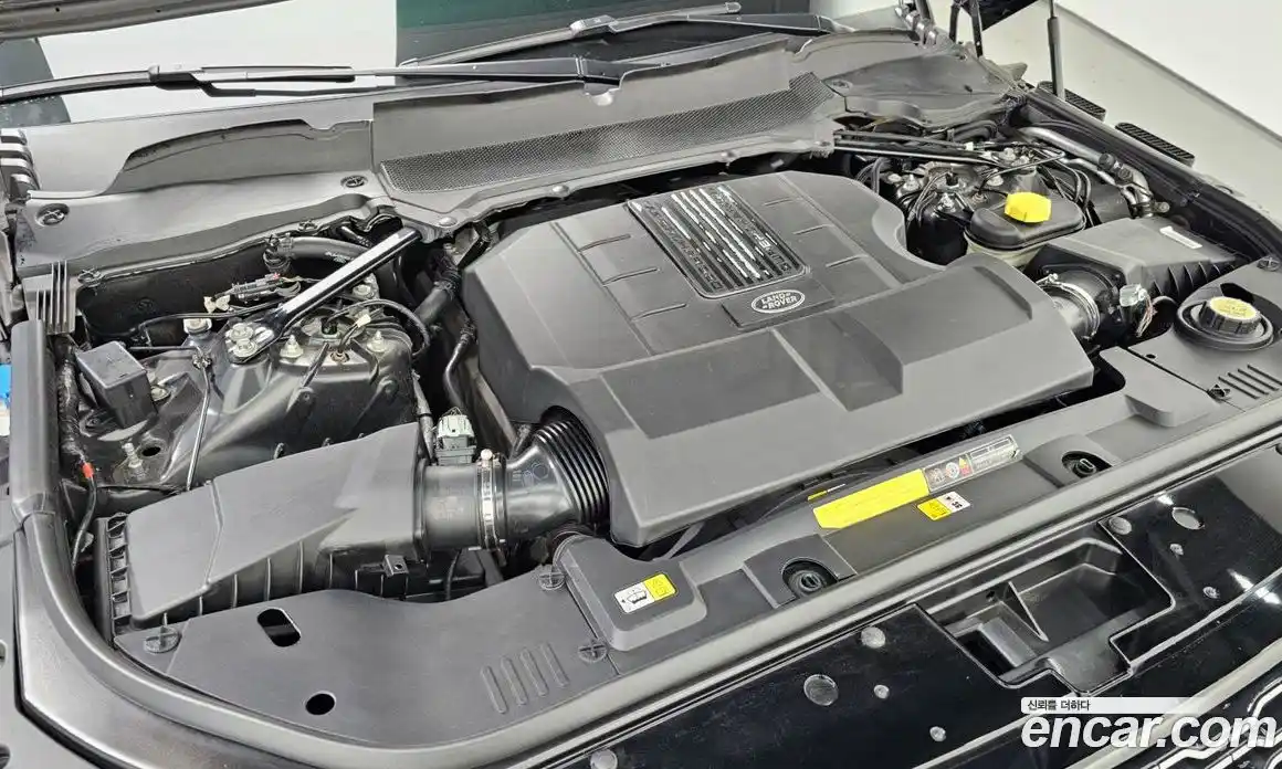 Land Rover Range-Rover 2020 5.0 Автомат в Москве № 213383, фото 11