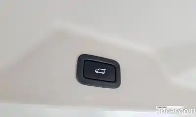 Land Rover Range-Rover 2020 5.0 Автомат в Москве № 213383, миниатюра 4