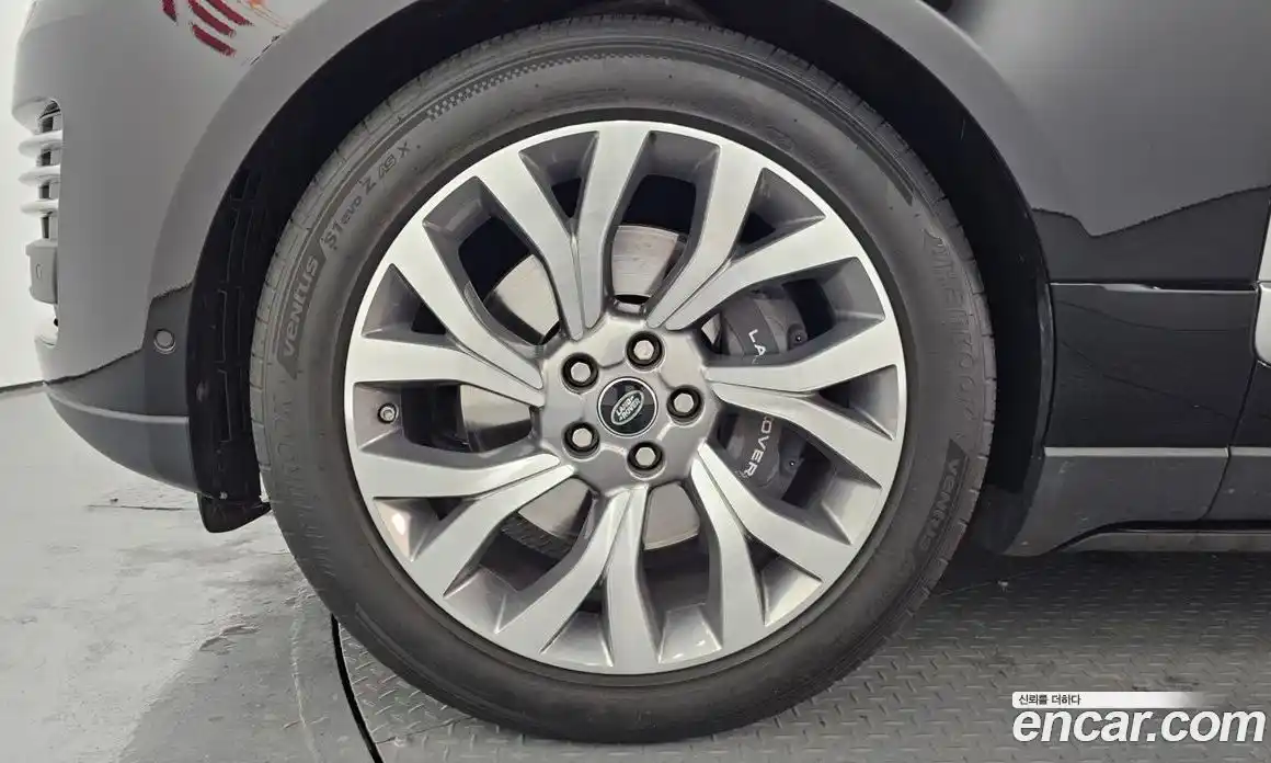 Land Rover Range-Rover 2020 5.0 Автомат в Москве № 213383, фото 9