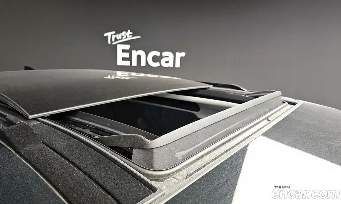 Land Rover Defender 2022 3.0 Автомат в Москве № 213403, фото 11