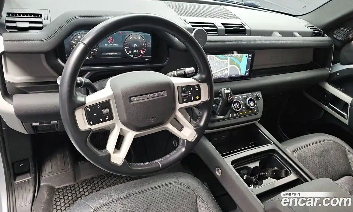 Land Rover Defender 2022 3.0 Автомат в Москве № 213403, фото 10