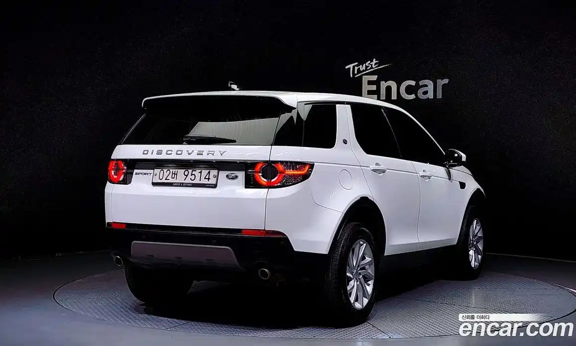 Land Rover Discovery Sport 2018 2.0 Автомат в Москве № 213610, фото 4