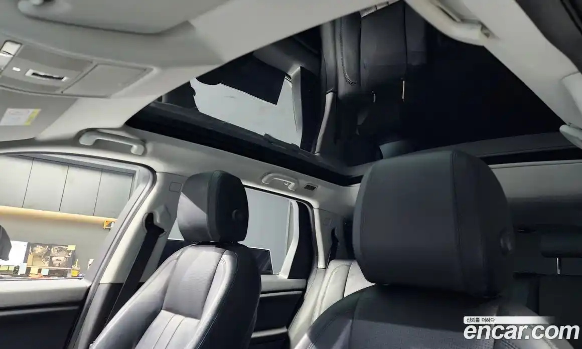 Land Rover Discovery Sport 2018 2.0 Автомат в Москве № 213610, фото 8