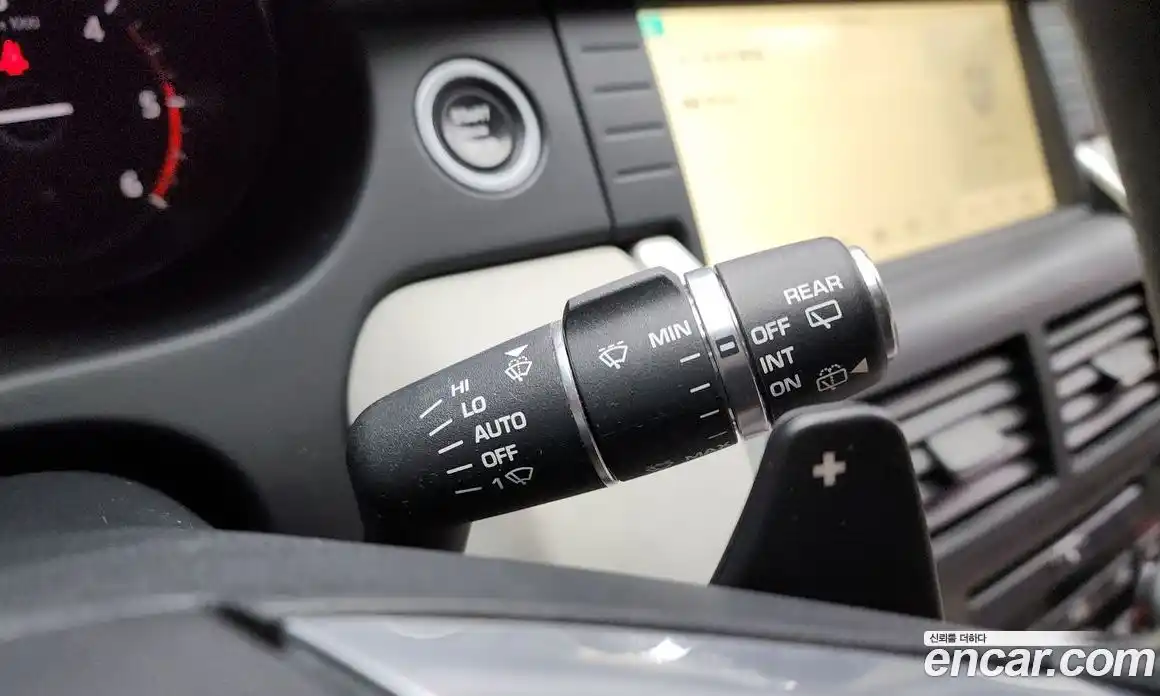 Land Rover Discovery Sport 2019 2.0 Автомат в Москве № 213722, фото 8