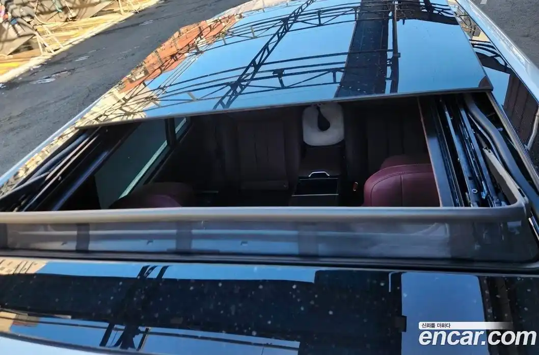 Land Rover Range-Rover 2025 4.4 Автомат в Москве № 213881, фото 8