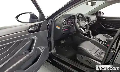 Volkswagen Jetta 2023 1.5 Автомат в Москве № 215049, миниатюра 11