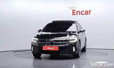 Volkswagen Jetta 2023 1.5 Автомат в Москве № 215049, миниатюра 3