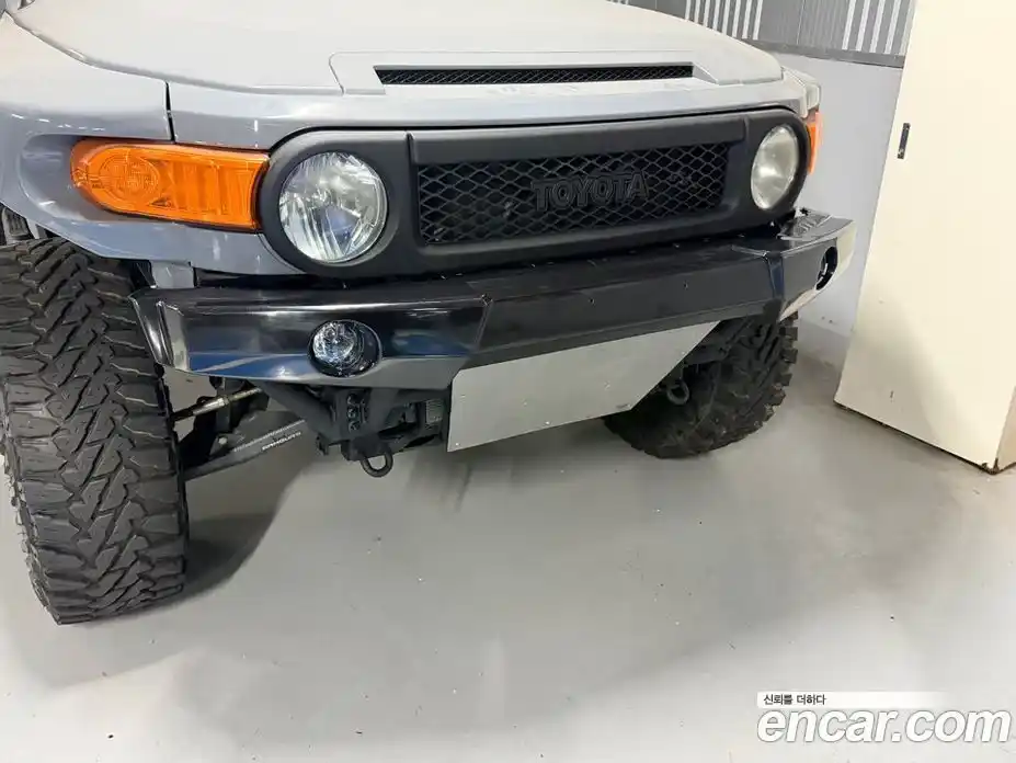 Toyota FJ Cruiser 2008 4.0 Автомат в Москве № 215664, фото 16