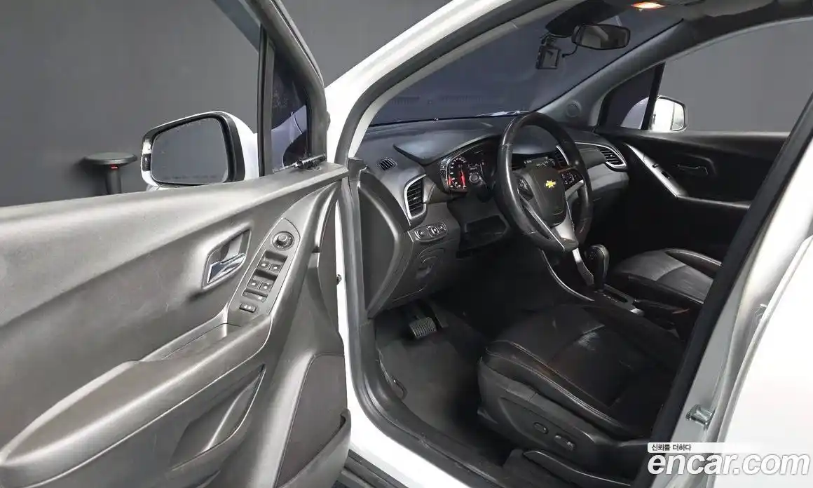 Chevrolet Trax 2017 1.4 Автомат в Москве № 218835, фото 11