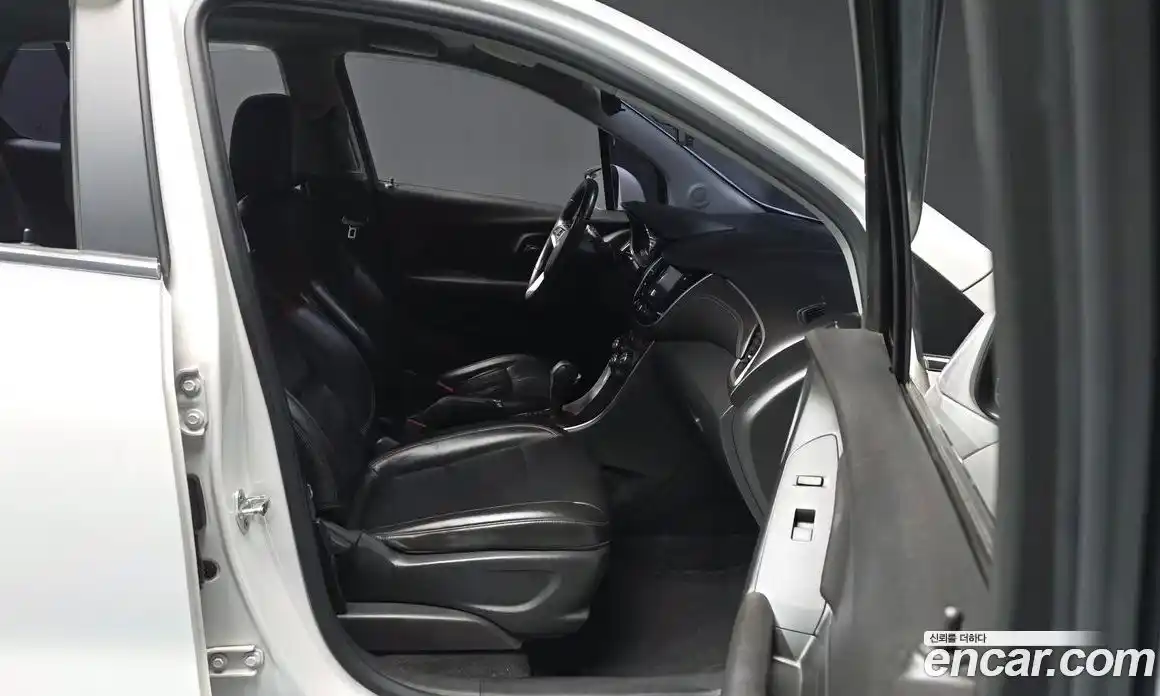 Chevrolet Trax 2017 1.4 Автомат в Москве № 218835, фото 12