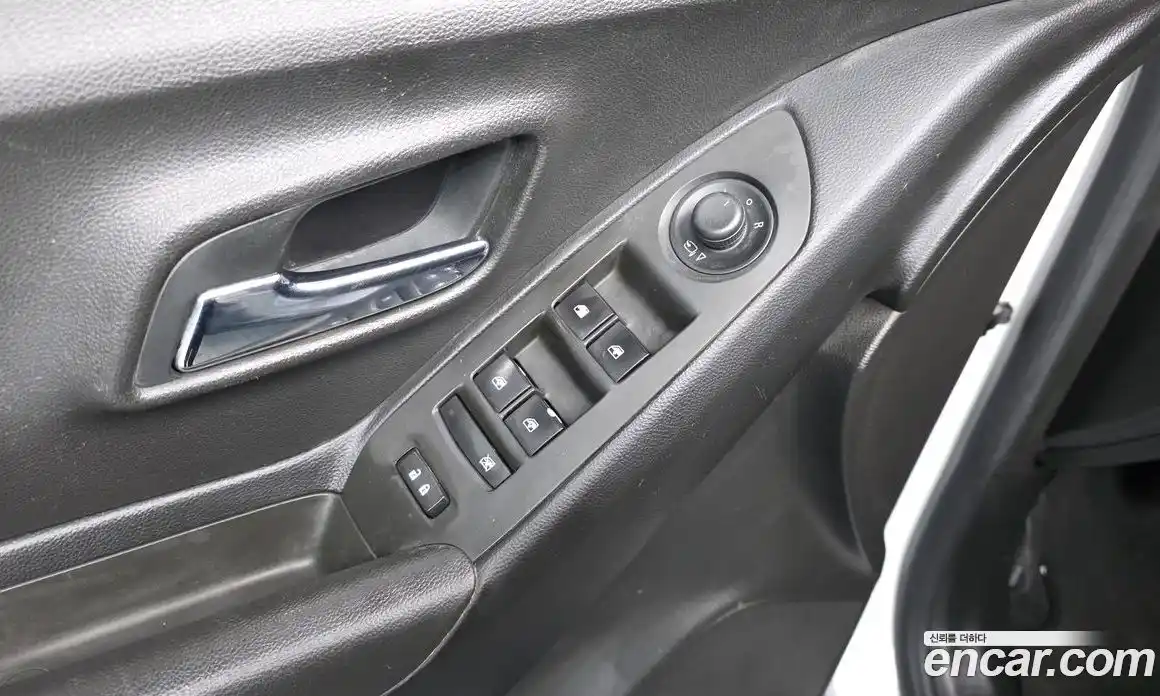 Chevrolet Trax 2017 1.4 Автомат в Москве № 218835, фото 17