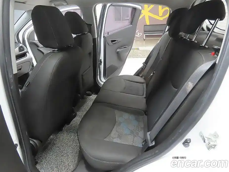 Chevrolet Spark 2016 1.0 Автомат в Москве № 219597, фото 18