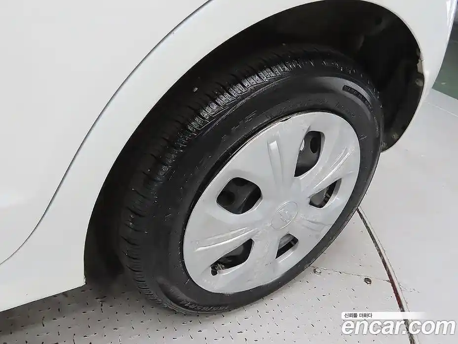 Chevrolet Spark 2016 1.0 Автомат в Москве № 219597, фото 5