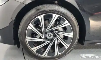 Mercedes-Benz E-Class 2024 2.0 Автомат в Москве № 221543, миниатюра 4