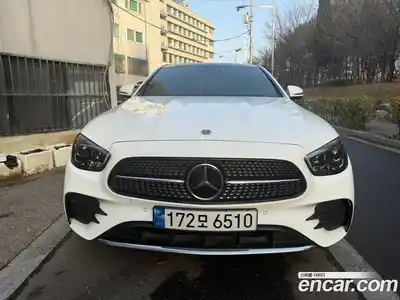 Mercedes-Benz E-Class 2022 2.0 Автомат в Москве № 222534, миниатюра 3