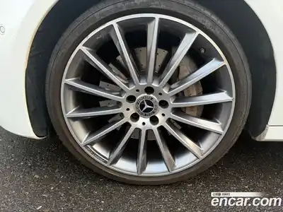 Mercedes-Benz E-Class 2022 2.0 Автомат в Москве № 222534, миниатюра 5