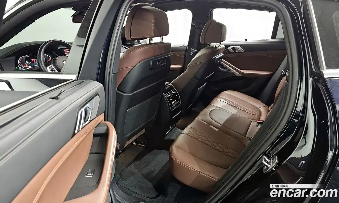 BMW X6 2023 3.0 Автомат в Москве № 228224, фото 3