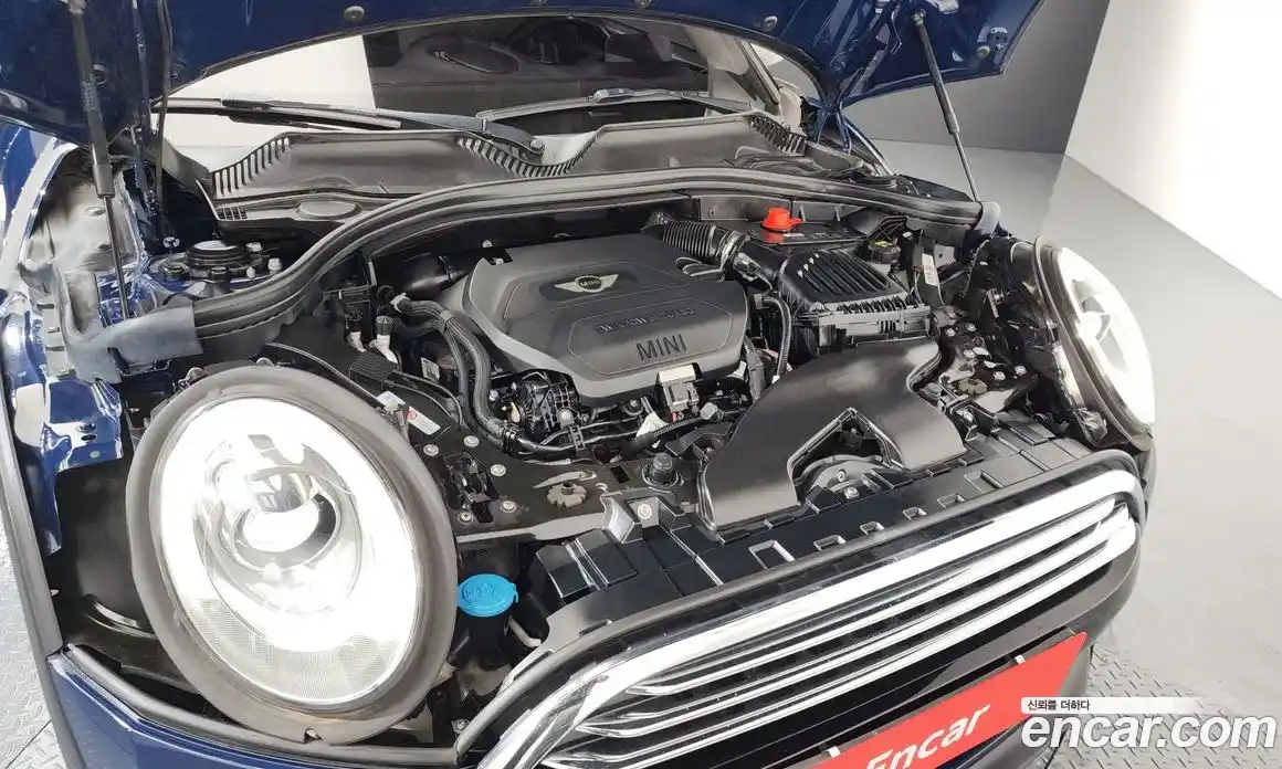 Mini Clubman 2017 2.0 Автомат в Москве № 228415, фото 13