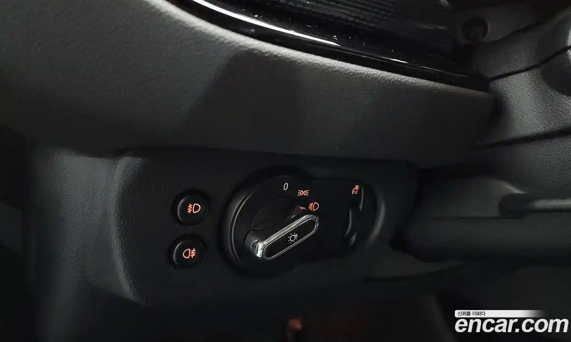 Mini Clubman 2017 2.0 Автомат в Москве № 228415, фото 15