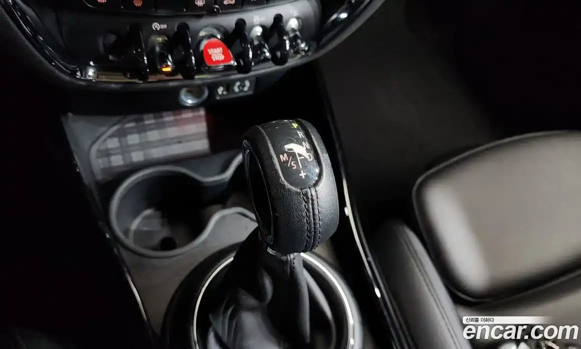 Mini Clubman 2017 2.0 Автомат в Москве № 228415, фото 16