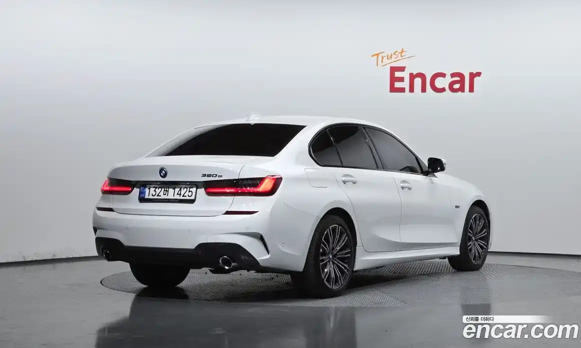 BMW 3-Series 2022 2.0 Автомат в Москве № 228442, фото 11