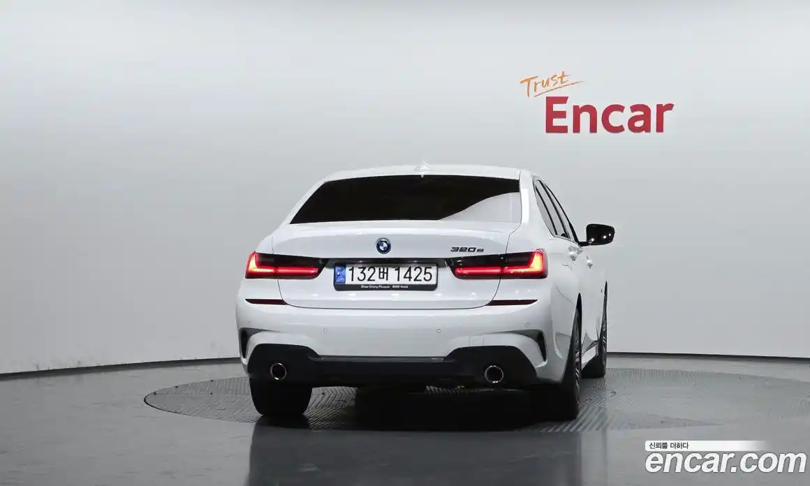 BMW 3-Series 2022 2.0 Автомат в Москве № 228442, фото 17