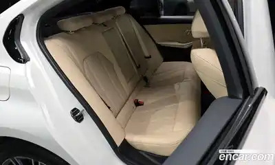 BMW 3-Series 2022 2.0 Автомат в Москве № 228442, миниатюра 4