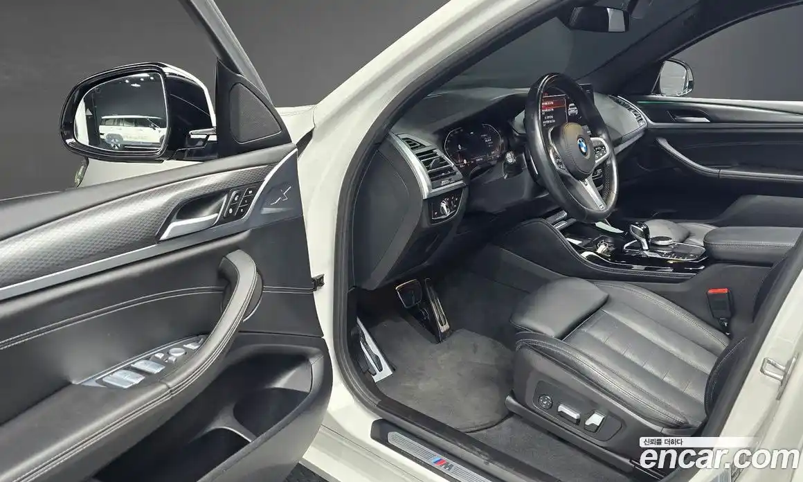 BMW X4 2023 2.0 Автомат в Москве № 228905, фото 3