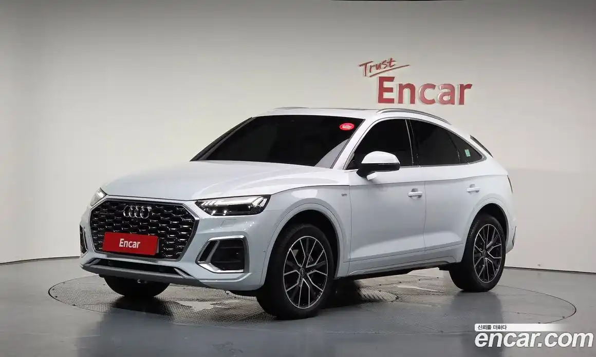 Audi Q5 2023 2.0 Автомат в Москве № 229713, фото 3