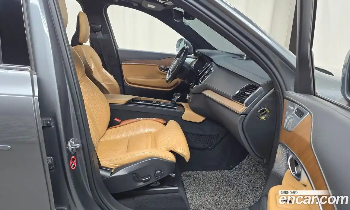 Volvo XC90 2019 2.0 Автомат в Москве № 230630, фото 11