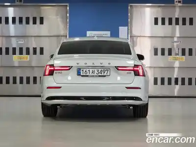 Volvo S90 2026 2.0 Автомат в Москве № 230699, миниатюра 3