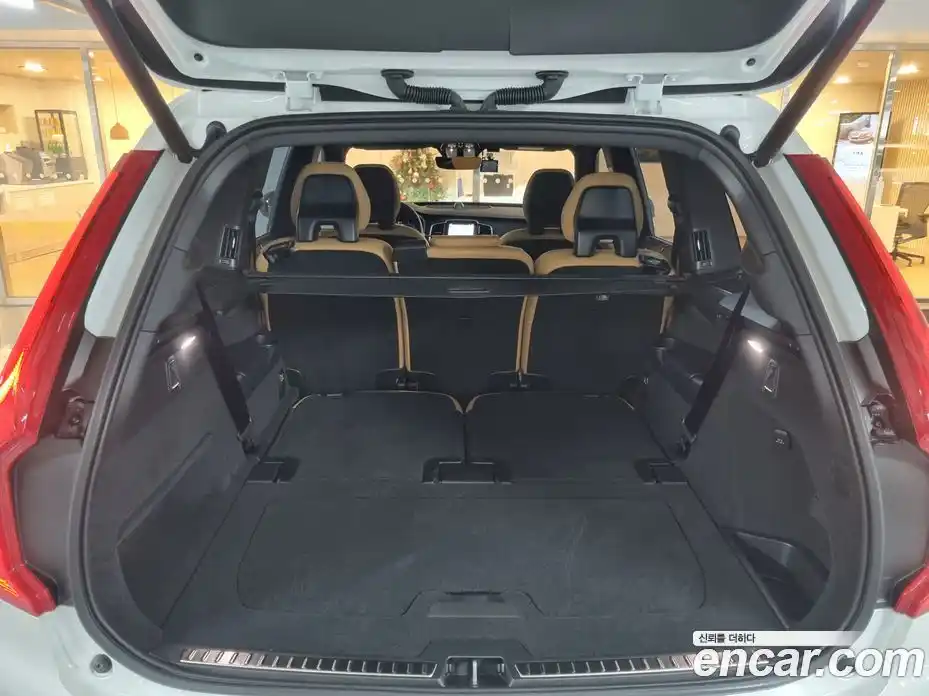 Volvo XC90 2025 2.0 Автомат в Москве № 230772, фото 20
