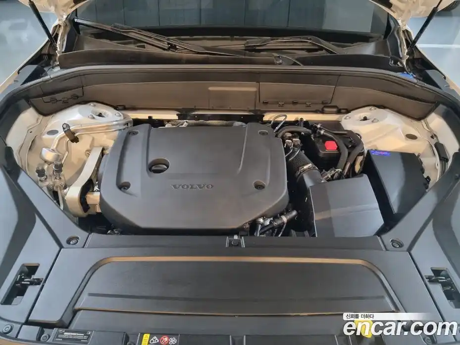 Volvo XC90 2025 2.0 Автомат в Москве № 230772, фото 6