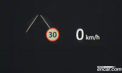 Land Rover Range-Rover Evoque 2024 2.0 Автомат в Москве № 231106, миниатюра 4