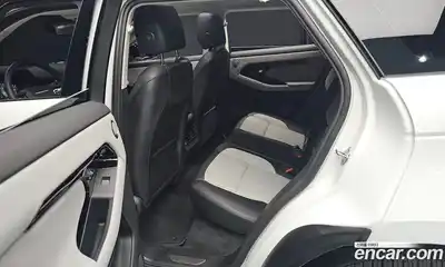 Land Rover Range-Rover Evoque 2024 2.0 Автомат в Москве № 231106, миниатюра 8