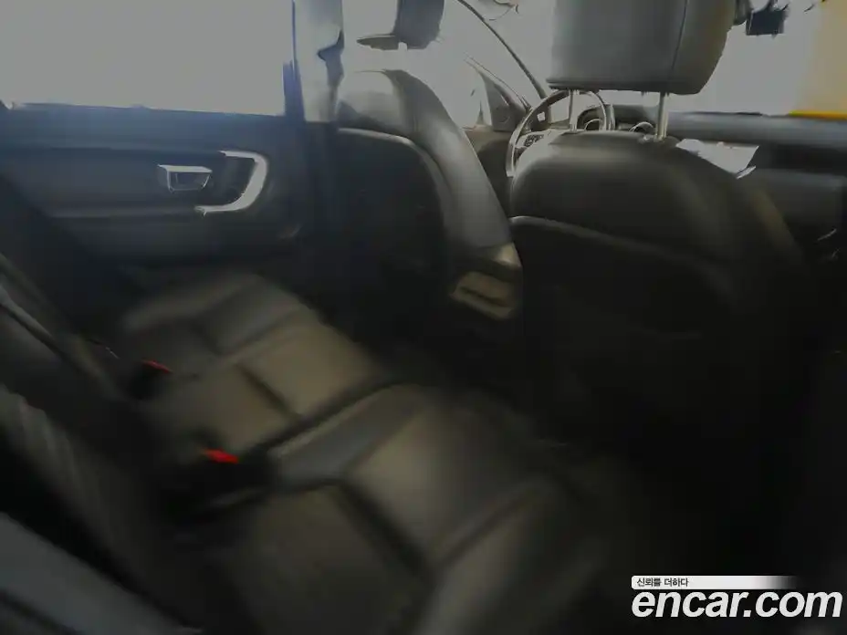 Land Rover Discovery Sport 2017 2.0 Автомат в Москве № 231346, фото 16