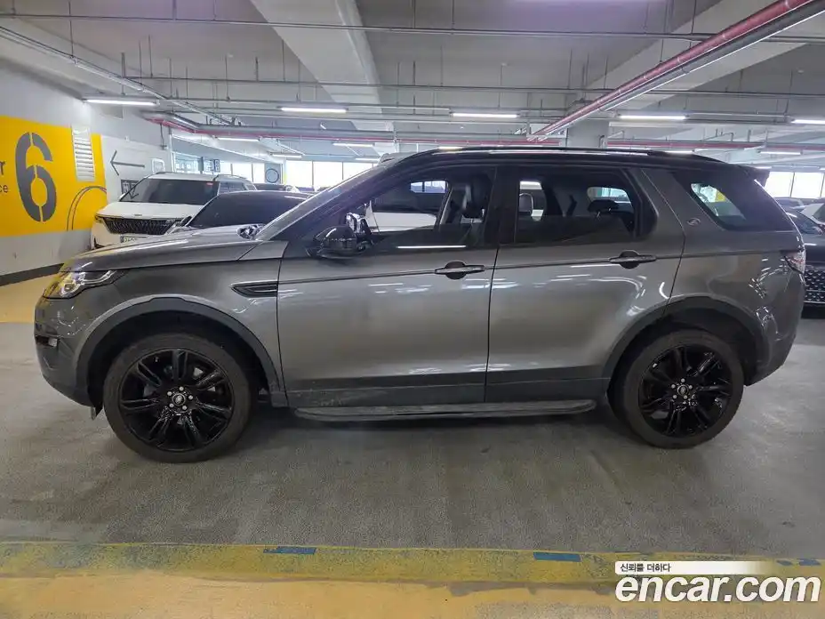 Land Rover Discovery Sport 2017 2.0 Автомат в Москве № 231346, фото 18