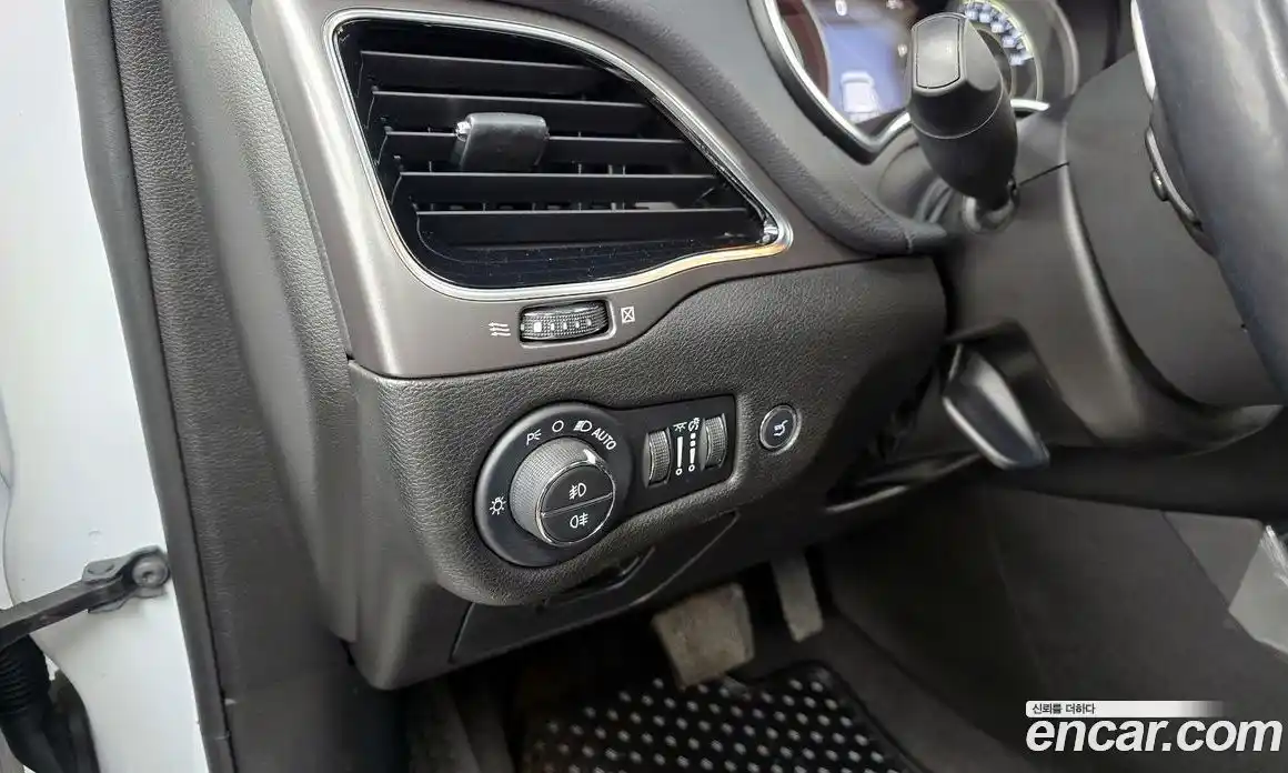 Jeep Cherokee 2021 2.4 Автомат в Москве № 232321, фото 17