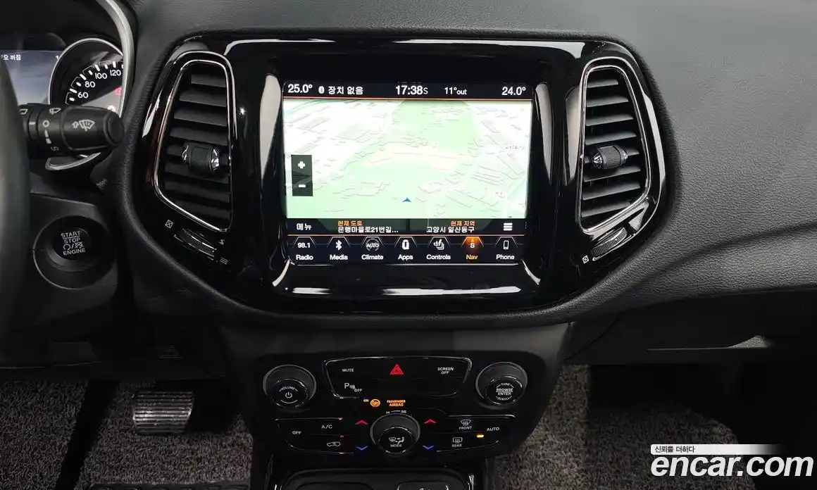 Jeep Compass 2019 2.4 Автомат в Москве № 232458, фото 13