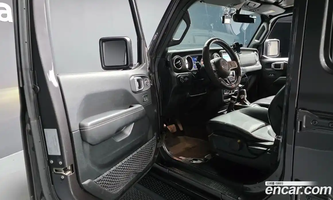 Jeep Wrangler 2021 2.0 Автомат в Москве № 232555, фото 17