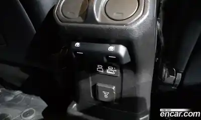 Jeep Wrangler 2021 2.0 Автомат в Москве № 232555, миниатюра 3