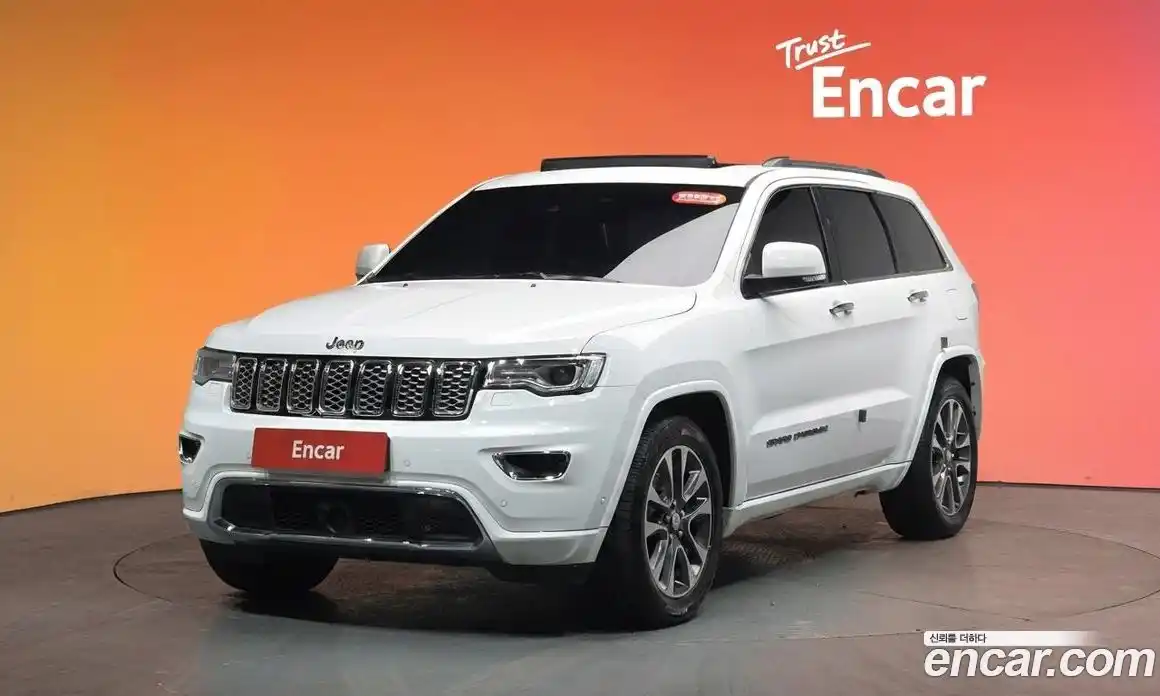 Jeep Cherokee 2018 3.6 Автомат в Москве № 232601, фото 4