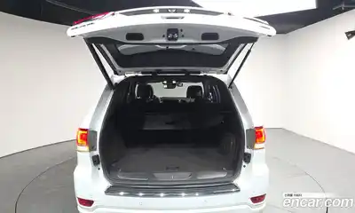 Jeep Cherokee 2018 3.6 Автомат в Москве № 232601, миниатюра 7