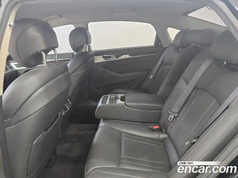 Genesis G80 2017 3.3 Автомат в Москве № 233499, фото 15