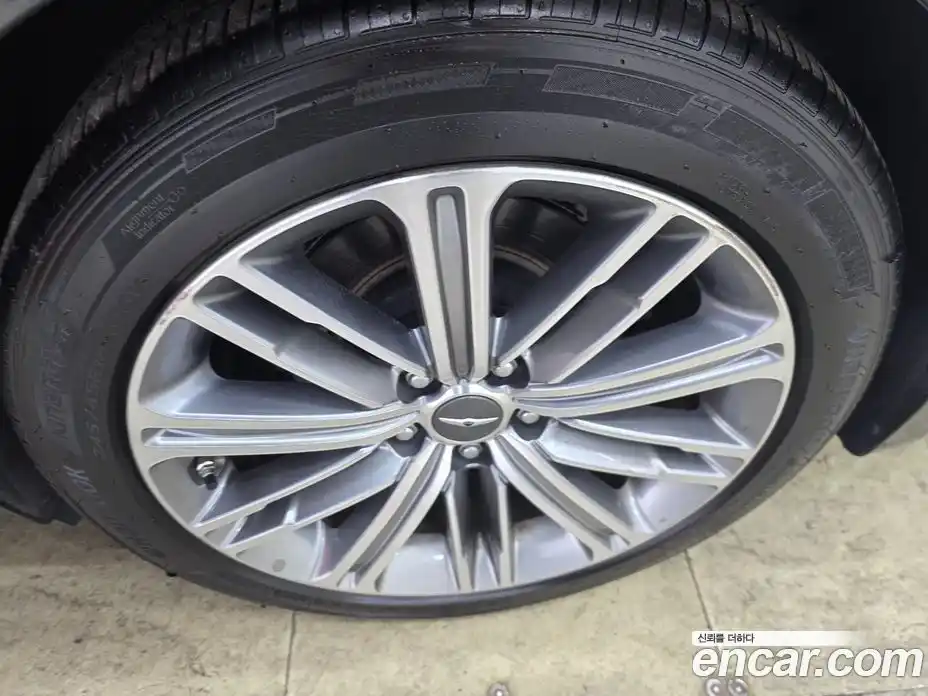 Genesis G80 2017 3.3 Автомат в Москве № 233499, фото 17