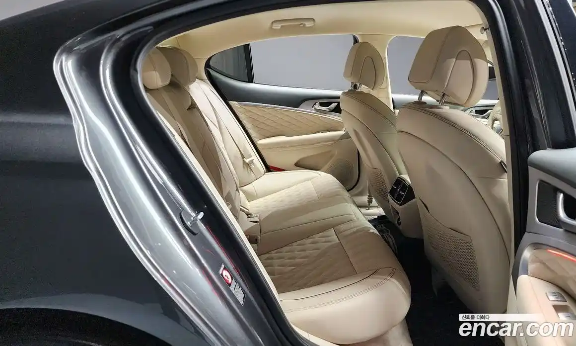 Genesis G70 2019 2.0 Автомат в Москве № 24321, фото 12